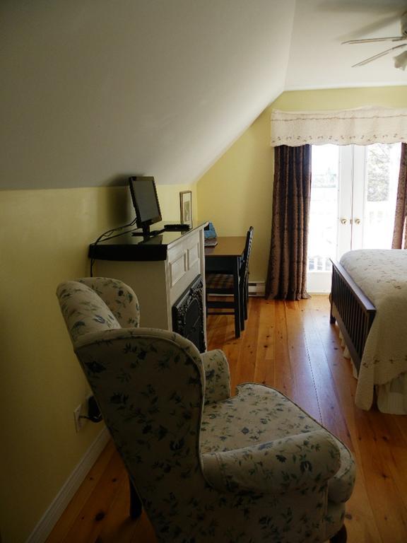 فريدريكتون The Colonel'S In Bed And Breakfast الغرفة الصورة